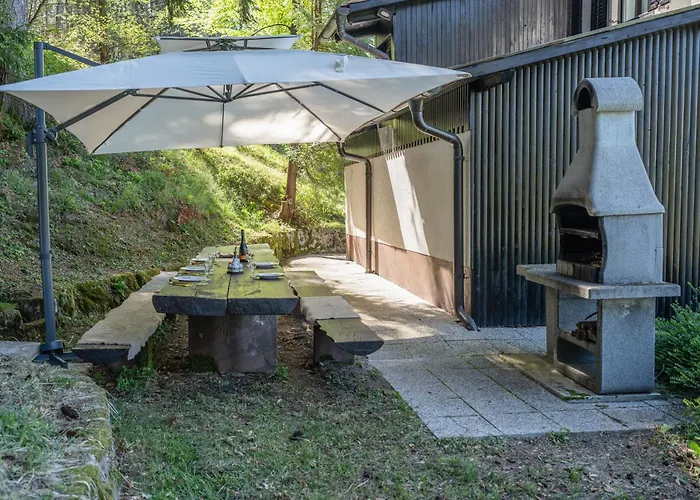 Hiska Gmajna 別荘 *